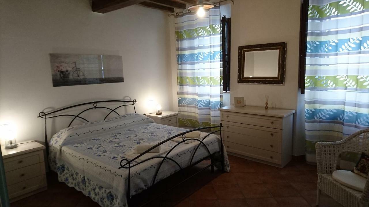 Holiday House Montepulciano - La Piana Buitenkant foto